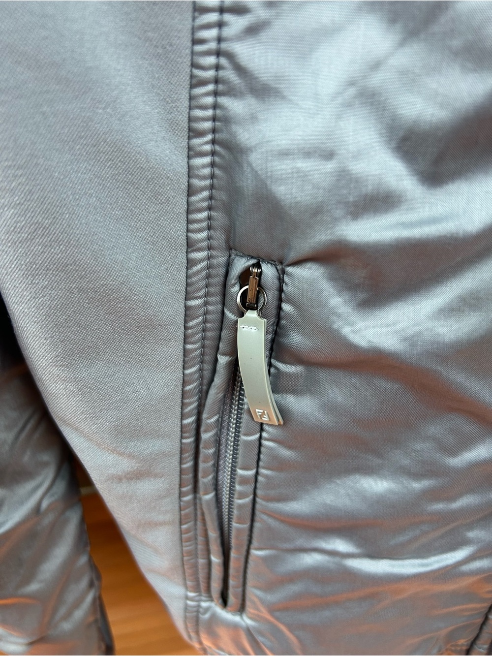 Fendi Jeans Made in Italy Silver Technical Zip Jacket Women’s Large IT 52 - Picture 6 of 14